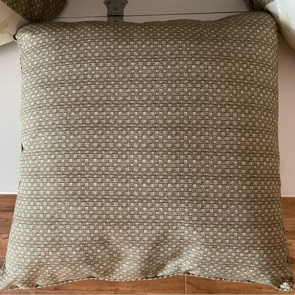 Palm tree patio pillows - Picture 6 of 6